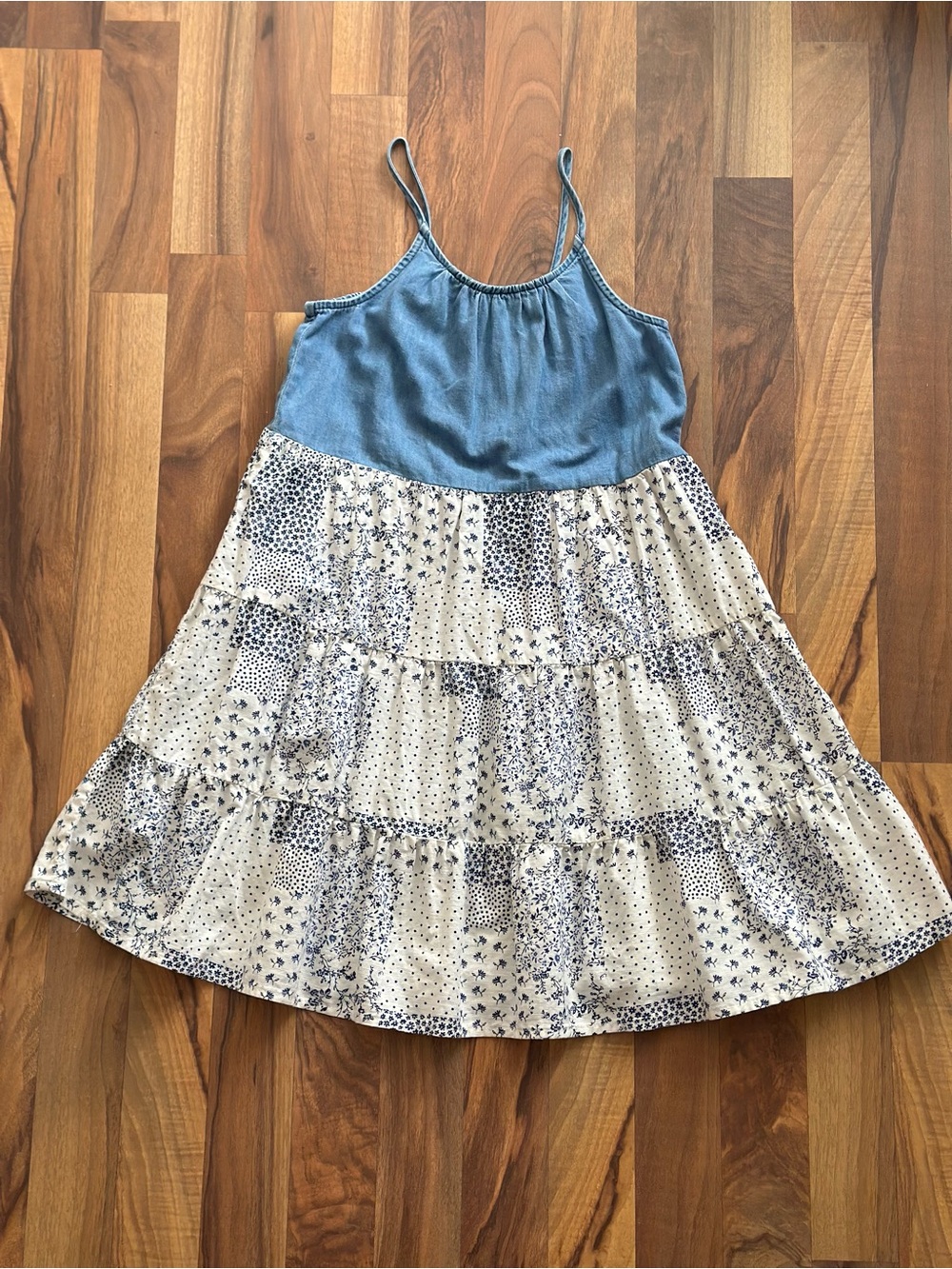 OshKosh B'gosh Blue Chambray Top with Cream Floral Tiered Skirt